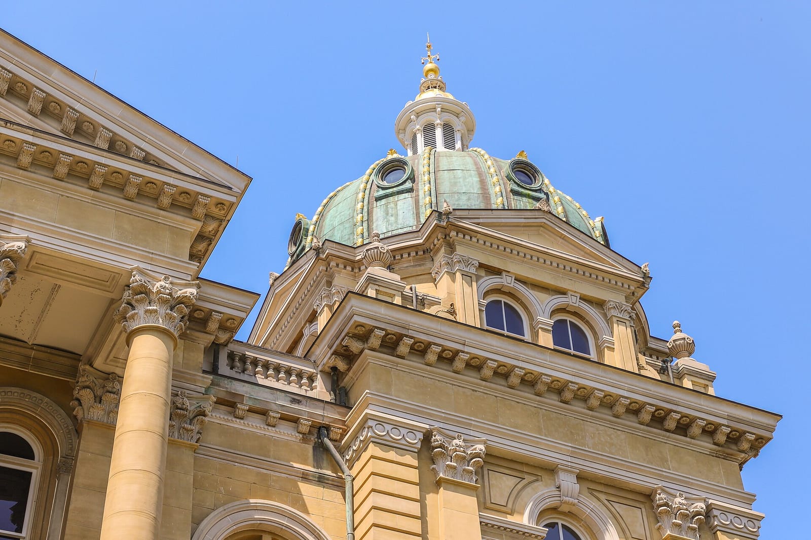 The Iowa State Capitol with its golden dome in Des Moines