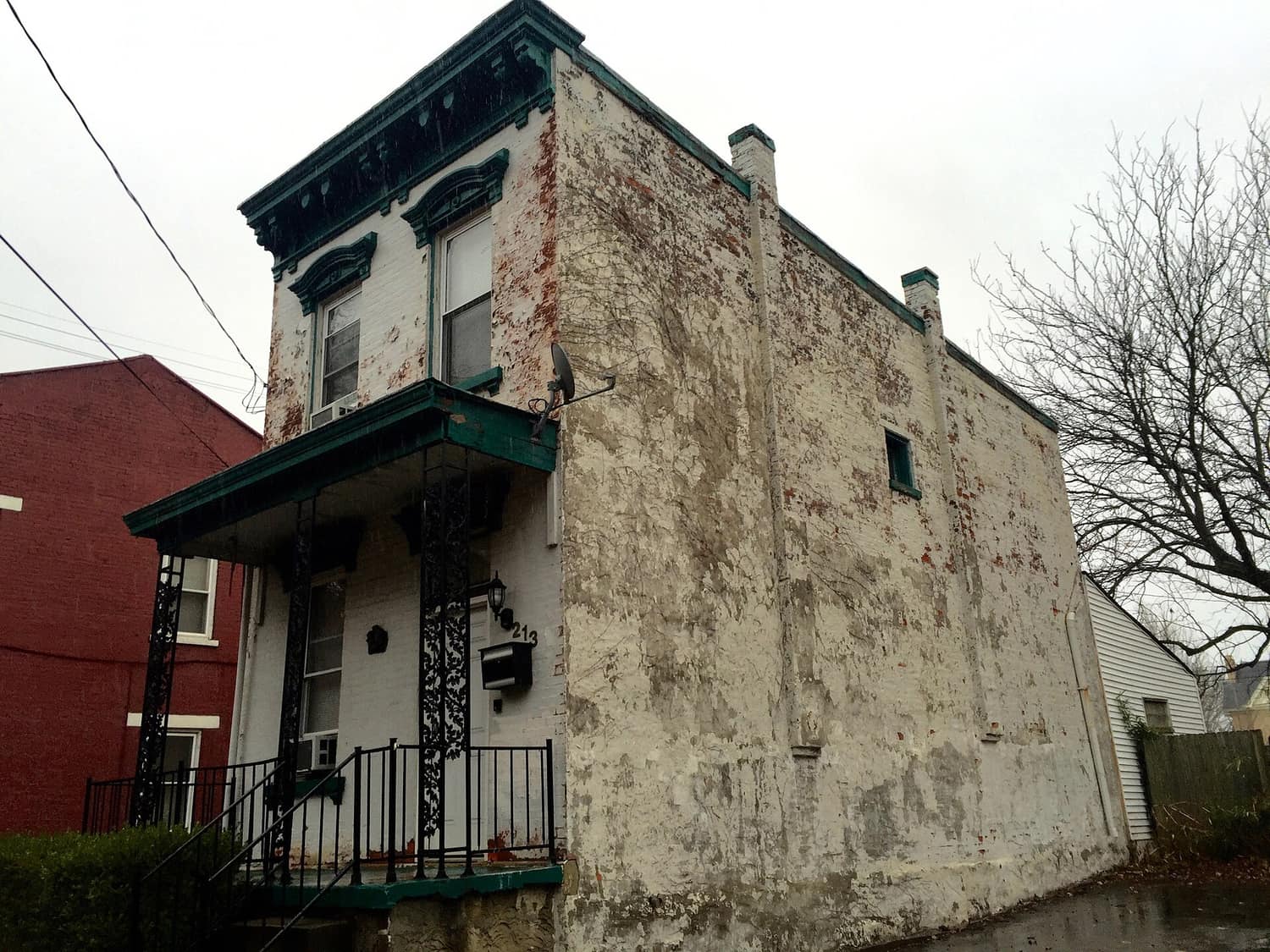 Nineteenth-century brick rowhouses along 3rd Street in the Licking Riverside neighborhood of Covington, Kentucky